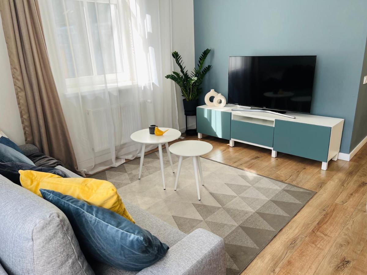 The Right Coast Apartment With Free Private Parking Riga Exterior foto
